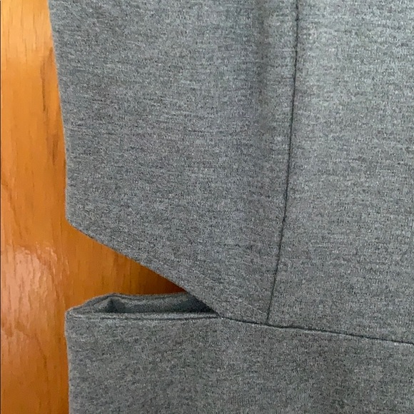 Dress with side cut out - Picture 3 of 6